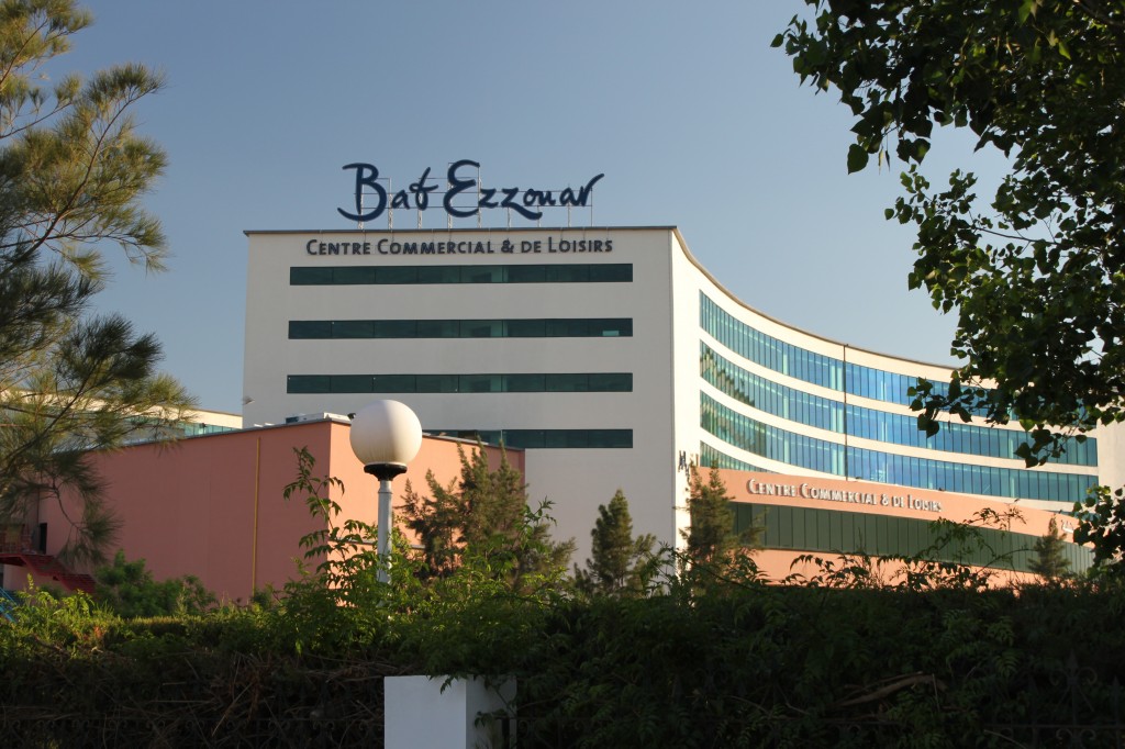  Centre commercial et de loisirs de
              Bab Ezzouar client chez AGE ALGERIE